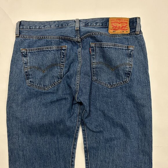 Levis 501 Jeans Mens 36x29 Blue Straight Button Fly 100% Cotton Denim Casual - Picture 7 of 11